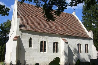 Dorfkirche Pinnow Ostgiebel und Nordwand