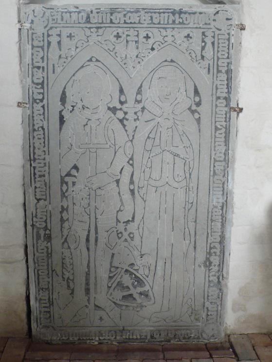 Doppelgrabplatte der Familie von Stedingk 1368